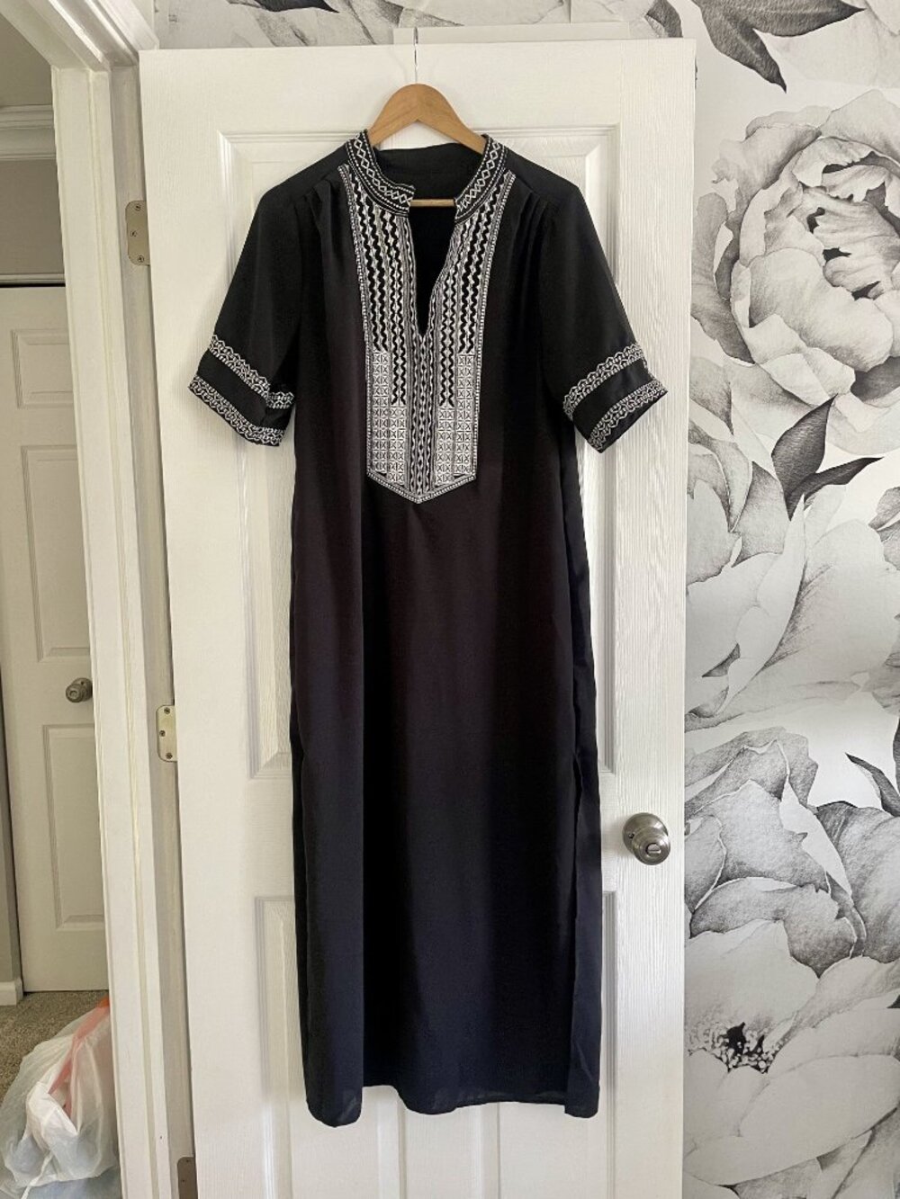 Black Embroidered Caftan Maxi Dress Boho Moroccan Tunic Cover Up (Size Medium)